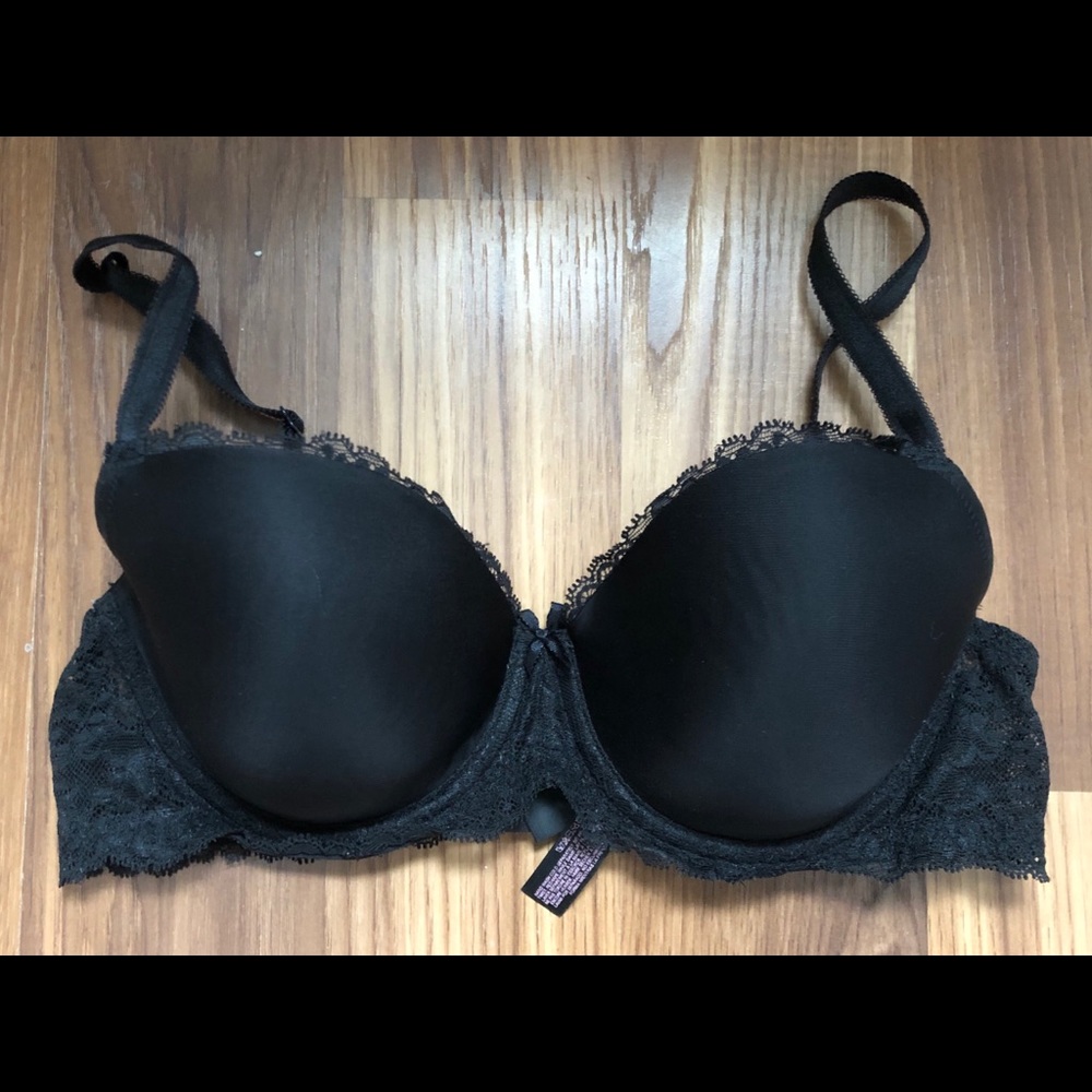 Victoria’s Secret Lightly Padded Bra